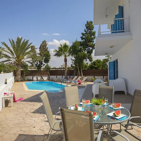 Serene Villa